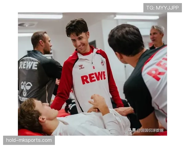 科隆主帅战术灵活调整,球队状态稳步回升 科隆主帅战术灵活调整,球队状态稳步回升