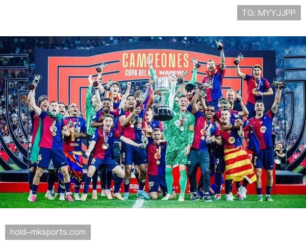 巴萨进攻体系依赖边路现象延续，战术平衡性对赛季表现影响逐步显现