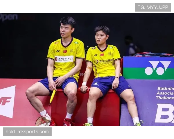 黄东萍球场上拼到脸都开花，私底下却狂买名牌包包，真是判若两人！